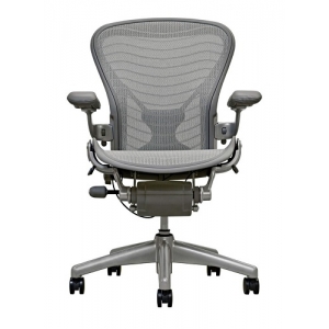 HermanMiller-Aeron-768x1024